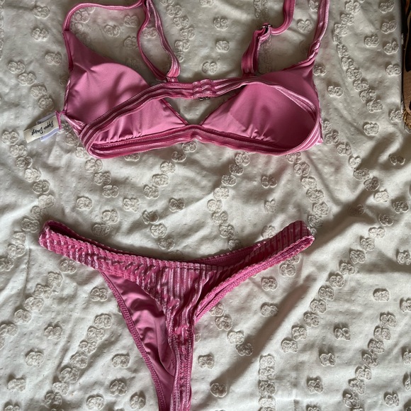 Pink Ribbed Bikini Set - Picture 2 of 2